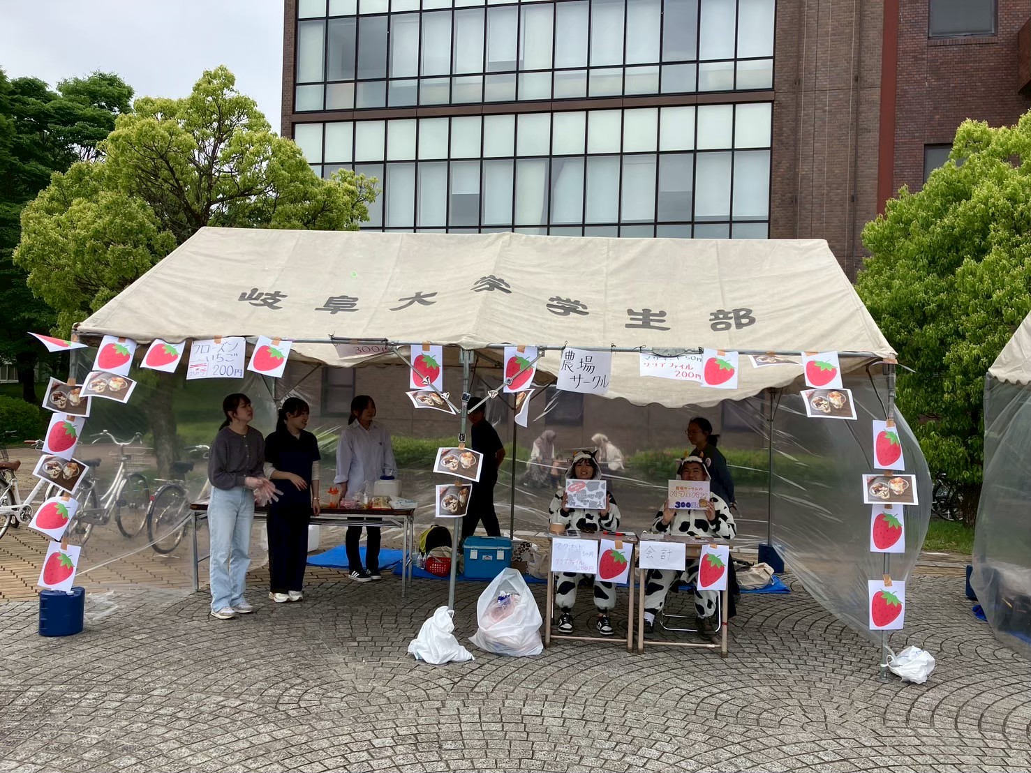 模擬店企画の様子